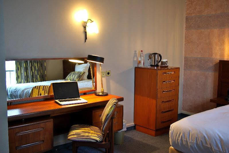 Hotel Le Marly Le Havre Luaran gambar